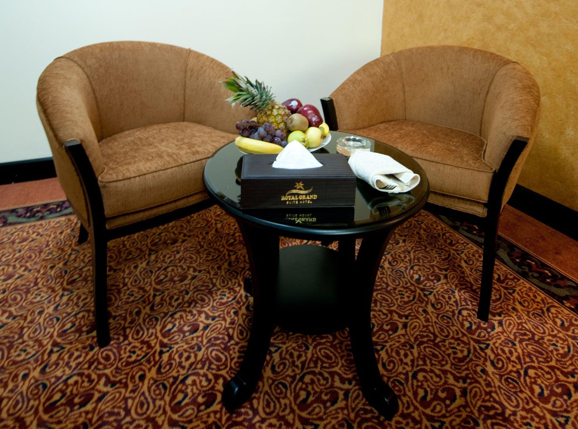 Royal Grand Suite Hotel Sharjah Exterior photo