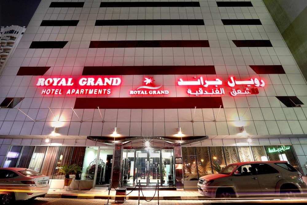 Royal Grand Suite Hotel Sharjah Exterior photo